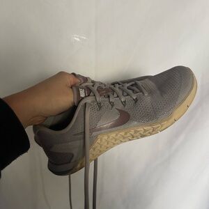 Nike Metcon Women's Gray Training Shoes
